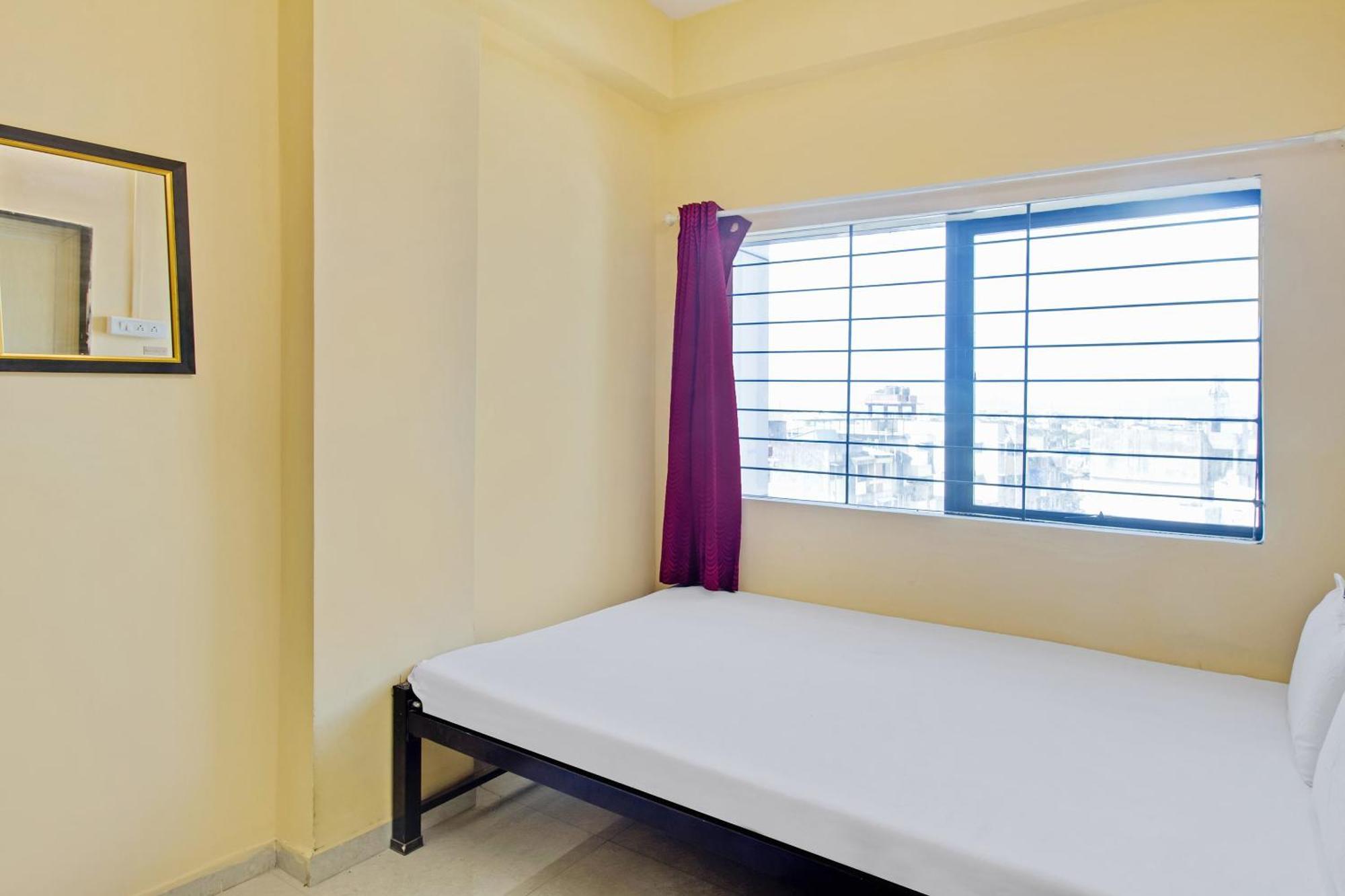 Spot On Sahara Yatri Niwas Hotel Kolhapur Exterior foto
